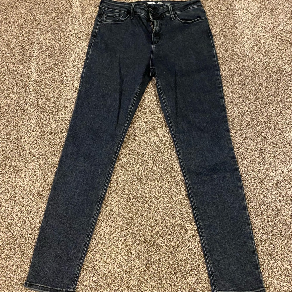 Old Navy Rockstar Super Skinny Mid-Rise Jeans